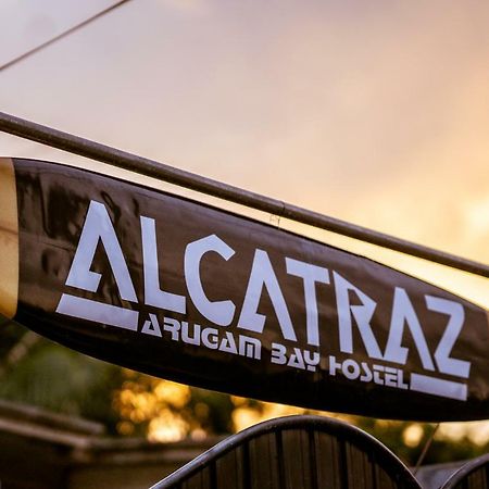 Alcatraz Hostel Аругам Экстерьер фото